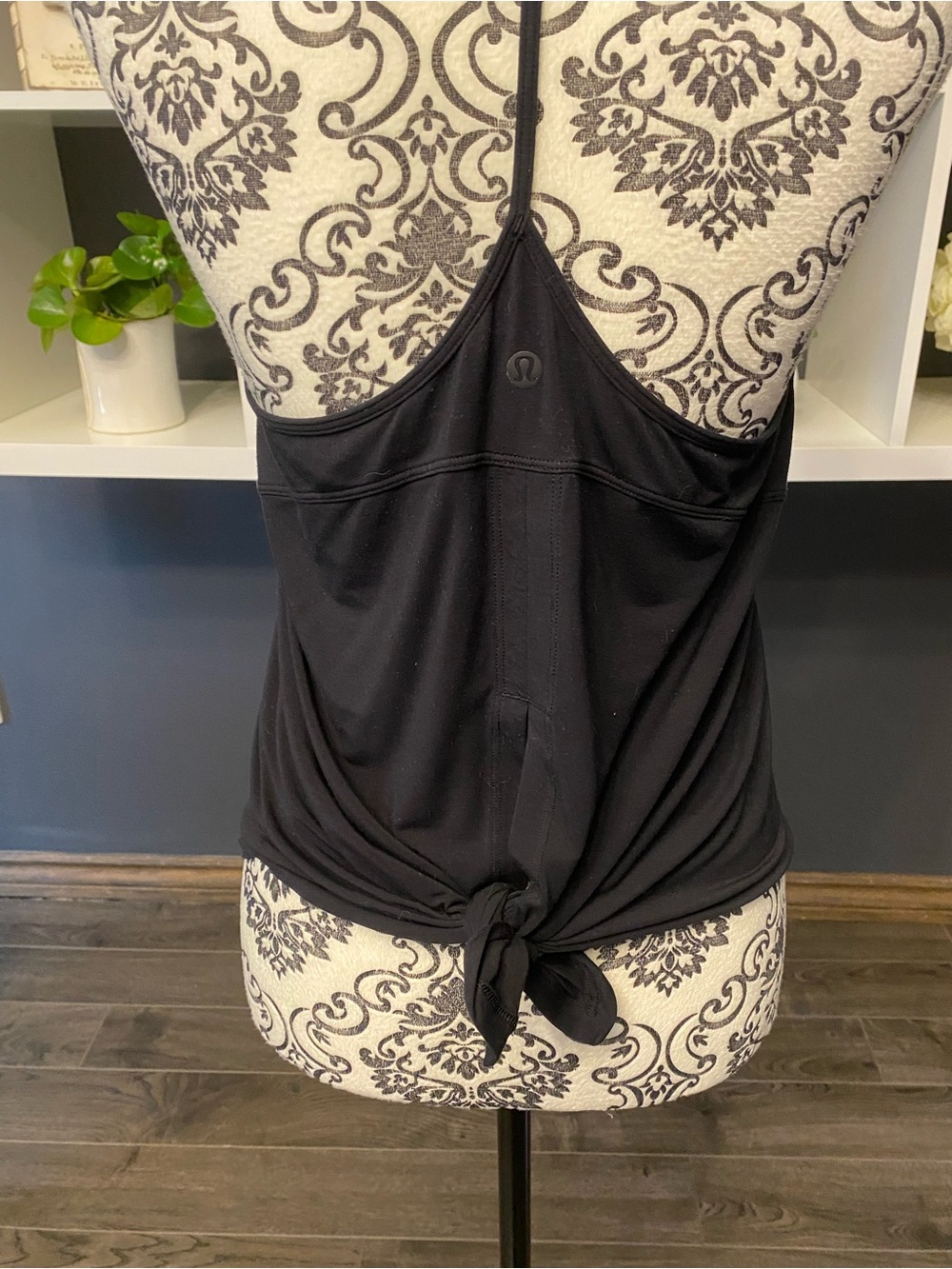 Lululemon Black Racer Tieback Tank Top Size XS - Picture 7 of 7